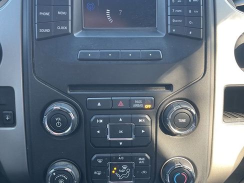 Used 2013 Ford F150 XLT w/ Luxury Equipment Group image 24