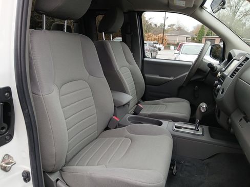 Used 2019 Nissan Frontier S image 13