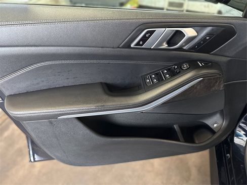 Certified 2022 BMW X5 xDrive45e w/ M Sport Package image 26