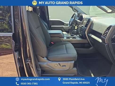Used 2019 Ford F150 XLT w/ Equipment Group 302A Luxury AWD/4WD image 30