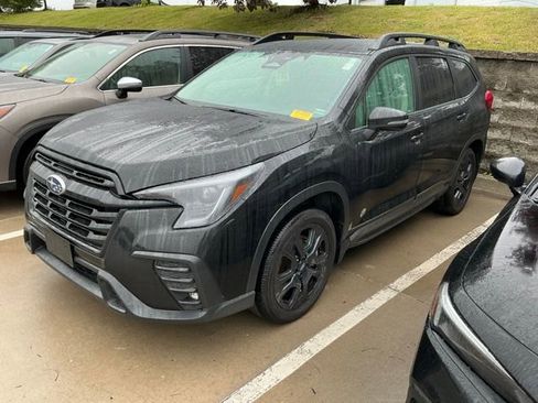 Used 2023 Subaru Ascent Onyx Edition AWD/4WD image 5