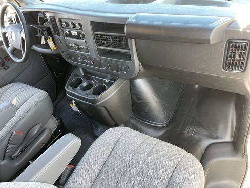 New 2025 GMC Savana 2500 Extended w/ Driver Convenience Package RWD image 24