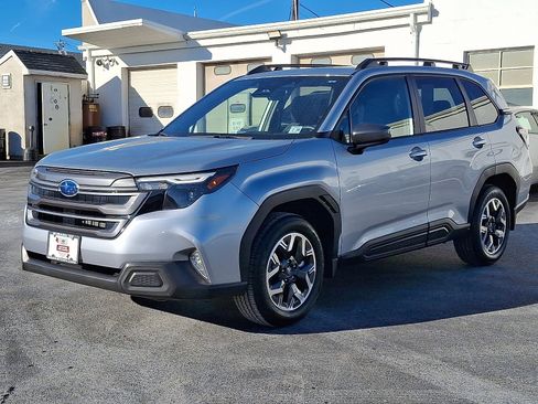 Certified 2025 Subaru Forester Premium w/ Convenience Package #1 image 3