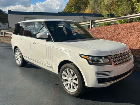 Used 2014 Land Rover Range Rover HSE image 7