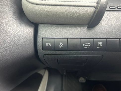 Used 2022 Toyota Camry LE FWD image 15