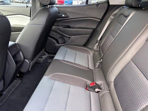 Certified 2026 Chevrolet Trax LT image 29