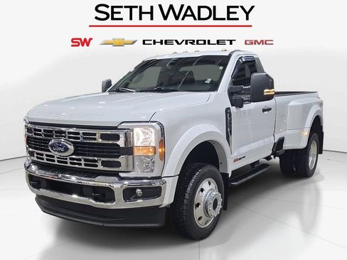 Used 2024 Ford F450 XLT w/ 360-Degree Camera Package image 3