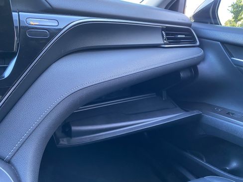 Used 2021 Toyota Camry SE FWD image 28