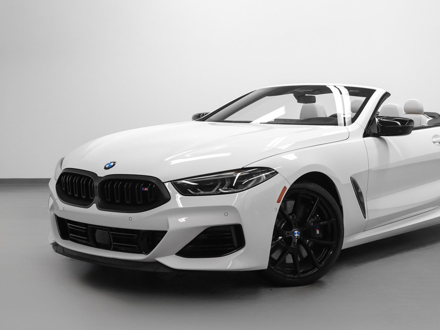 Used 2026 BMW M850i xDrive Convertible AWD/4WD image 7