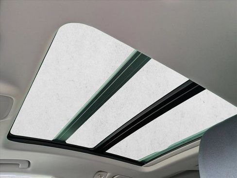 Used 2023 Audi Q8 Premium Plus image 18