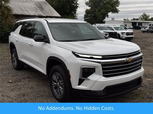 New 2026 Chevrolet Traverse LT FWD image 1