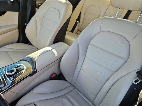 Used 2018 Mercedes-Benz C 300 Sedan image 10