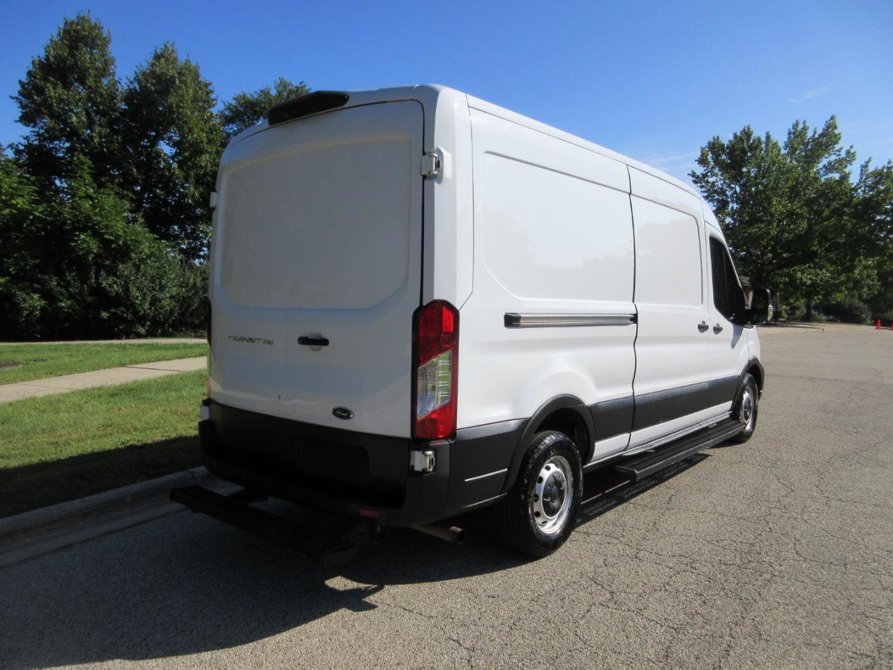 Used 2021 Ford Transit 250 Medium Roof w/ Load Area Protection Package RWD image 11