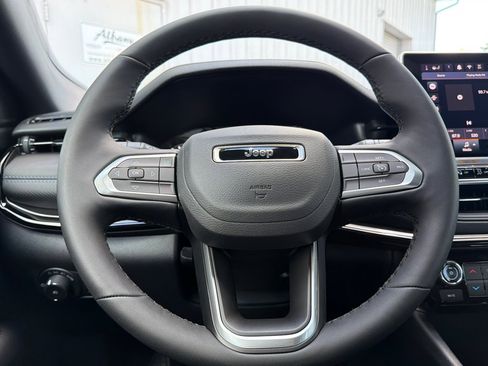 New 2026 Jeep Compass Latitude AWD/4WD image 22