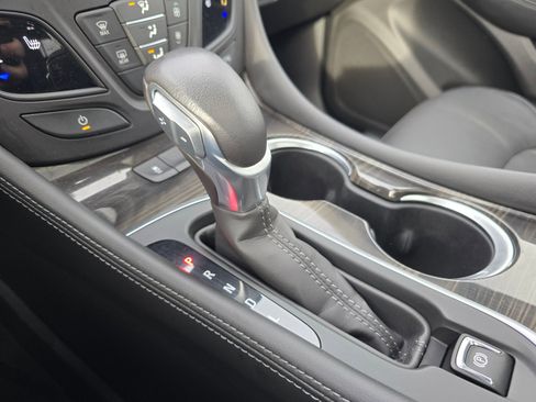 Used 2019 Buick Envision Essence w/ LPO, Active Package image 33