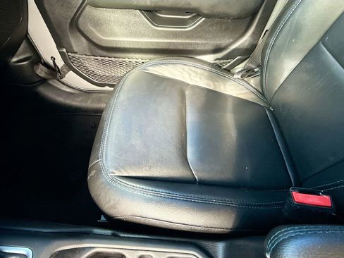 Used 2021 Jeep Wrangler Unlimited Rubicon 4xe w/ Safety Group image 22