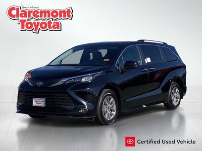 Certified 2026 Toyota Sienna XLE