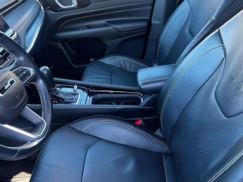 Used 2022 Jeep Compass High Altitude image 16