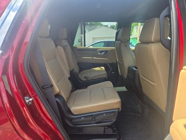 Used 2023 Chevrolet Tahoe Premier AWD/4WD image 11