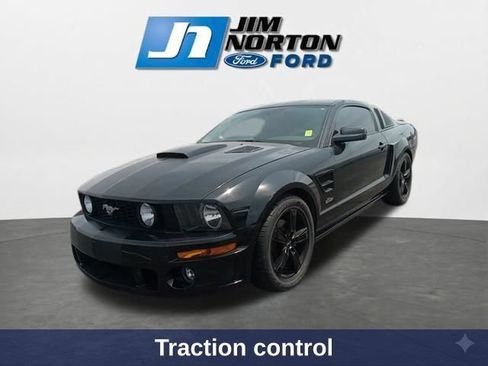 Used 2007 Ford Mustang GT RWD image 4