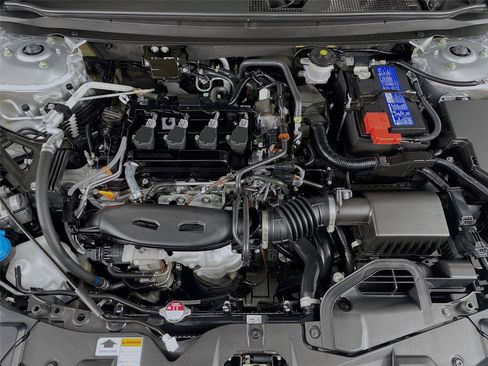 Certified 2025 Honda Accord SE image 31
