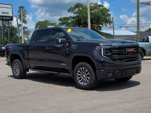Used 2023 GMC Sierra 1500 AT4 w/ AT4 Premium Package AWD/4WD image 2