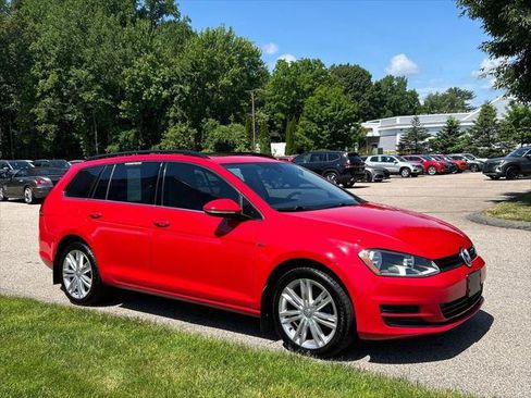 Used 2016 Volkswagen Golf Limited Edition FWD image 7