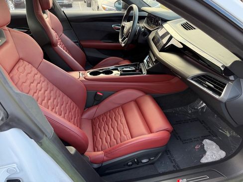 Certified 2023 Audi RS e-tron GT w/ Carbon Performance Package image 13