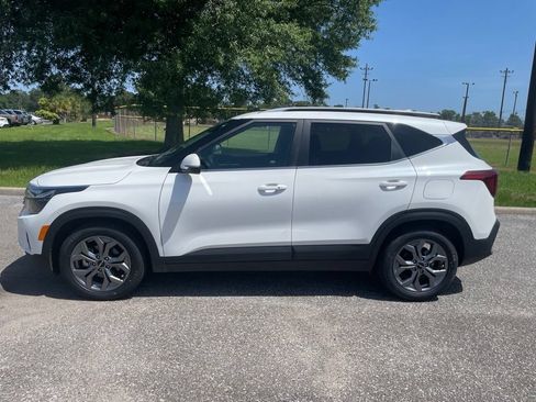 Used 2024 Kia Seltos S FWD image 4
