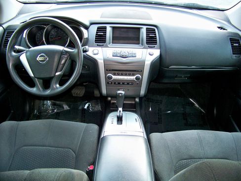 Used 2014 Nissan Murano S image 19