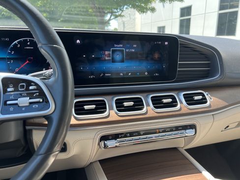 Certified 2020 Mercedes-Benz GLE 450 4MATIC image 18