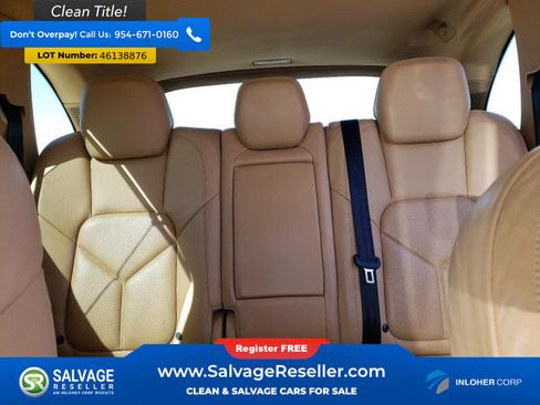 Used 2014 Porsche Cayenne S w/ Comfort Plus Package AWD/4WD image 13