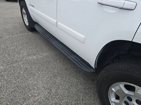 Used 2009 Chevrolet Tahoe LT w/ Luxury Package image 23