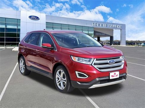 Used 2018 Ford Edge Titanium w/ Technology Package image 6