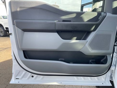 New 2026 Ford F550 4x4 Regular Cab Super Duty image 14