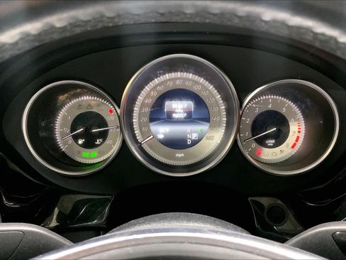 Used 2017 Mercedes-Benz CLS 550 4MATIC image 25