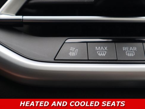 Used 2022 BMW X5 M50i AWD/4WD image 24