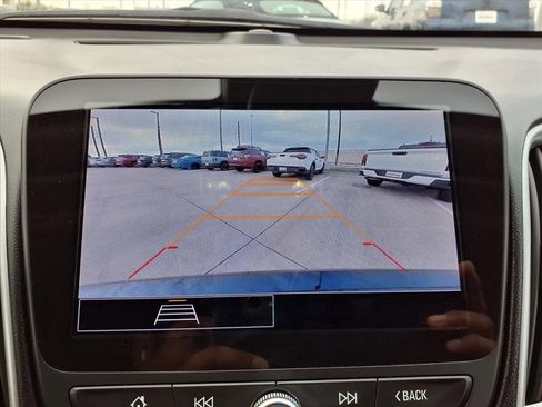 Used 2024 Chevrolet Malibu LT image 10