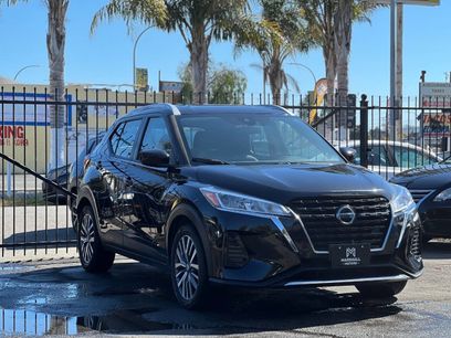 Used 2021 Nissan Kicks SV