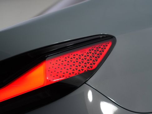 Used 2024 BMW 760i xDrive w/ Premium Package 2 image 66