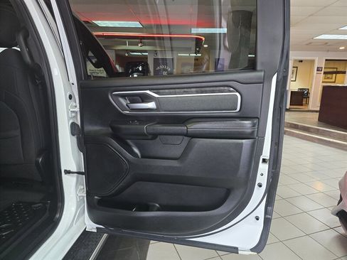 Used 2019 RAM 1500 Big Horn image 18