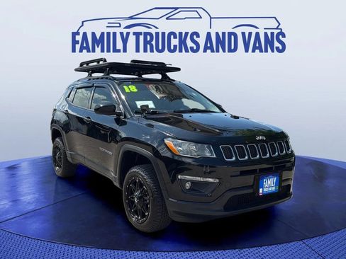 Used 2018 Jeep Compass Latitude w/ Popular Equipment Group AWD/4WD image 7