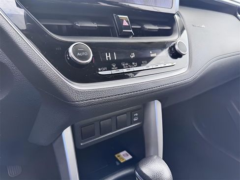 Used 2023 Toyota Corolla Cross LE image 22