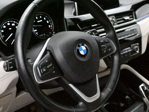 Used 2021 BMW X1 xDrive28i w/ Convenience Package AWD/4WD image 8