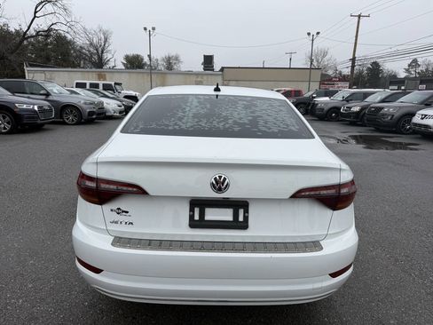 Used 2019 Volkswagen Jetta SEL image 4