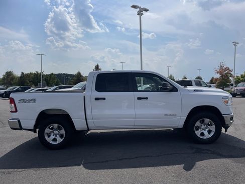 Used 2023 RAM 1500 Big Horn image 9