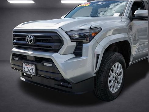 Used 2024 Toyota Tacoma SR5 image 9