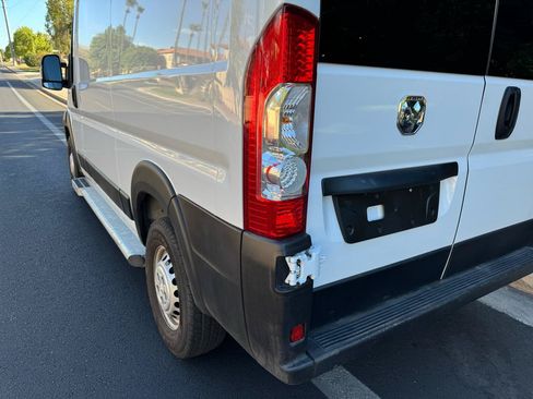 Used 2025 RAM ProMaster 2500 w/ U-Haul Equipment Group FWD image 45