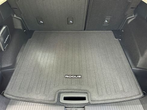 New 2026 Nissan Rogue SV AWD/4WD image 15