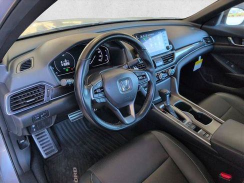 Used 2022 Honda Accord Sport image 10